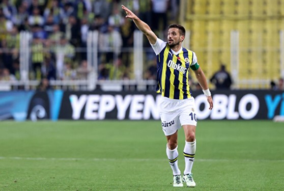 Foto - İdmanda bunu yaptı! Mourinho’dan sürpriz Tadic kararı!