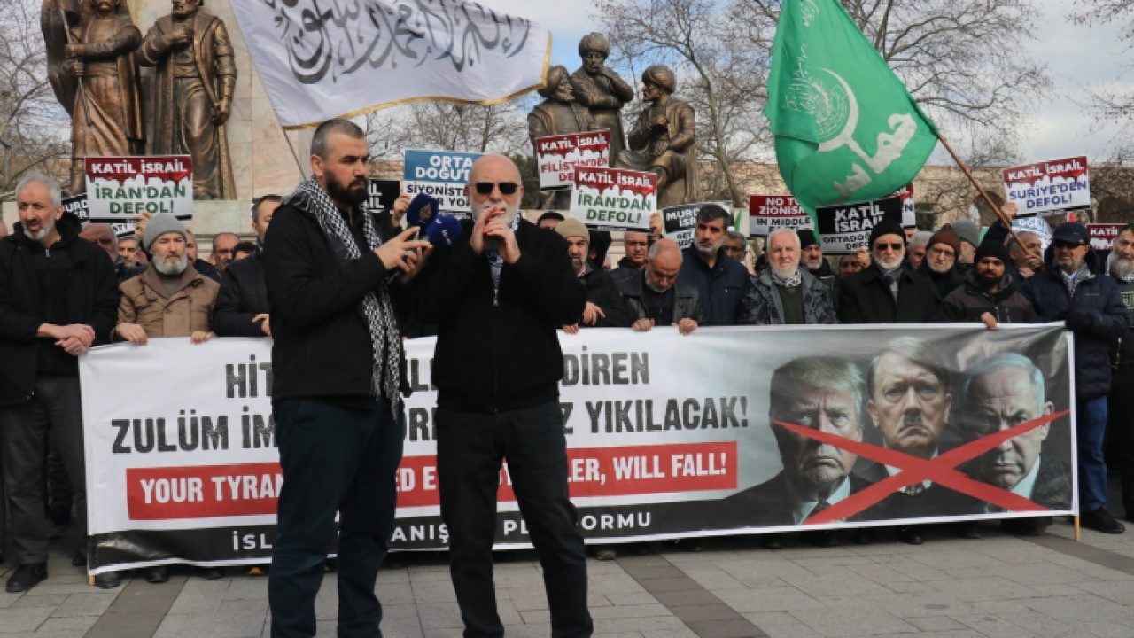Foto - İDP’den, Fatih Camii'nden Saraçhane'ye yürüyüş! 'Aksa Tufanı' Siyonist çeteye dev bir tokattı