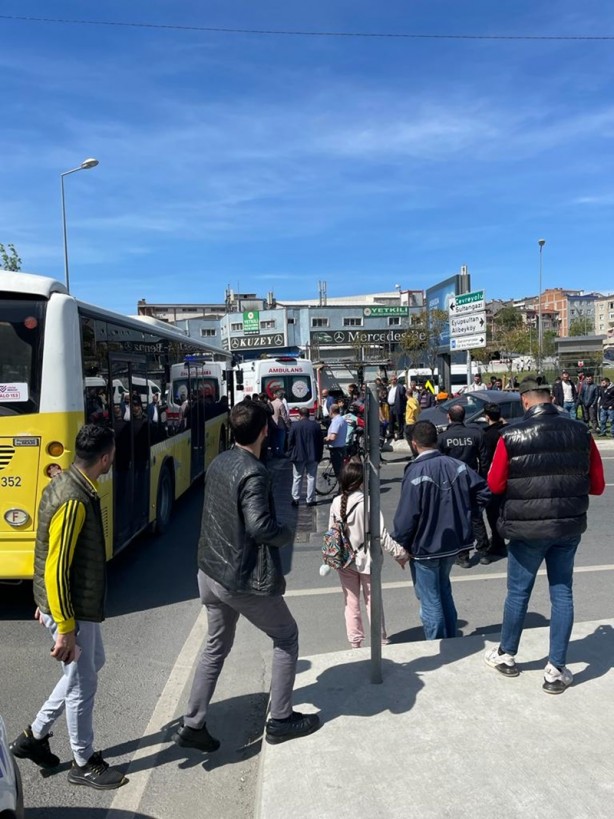 Foto - İETT otobüsü ile otomobil çarpıştı! Yaralılar var