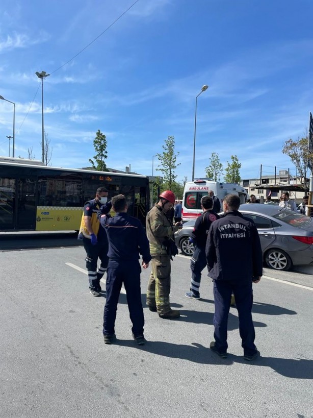 Foto - İETT otobüsü ile otomobil çarpıştı! Yaralılar var