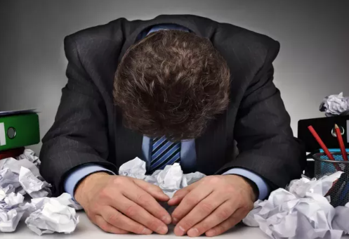 Foto - İflas eden vatandaş çılgına döndü! Vah vah diyorlar, sonra 10 lira veriyorlar