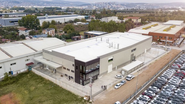 İflas ettiği yazılıp çizilen Türk gıda devi az önce Türkiye'ye duyurdu: İflas etmedik, ayaktayız