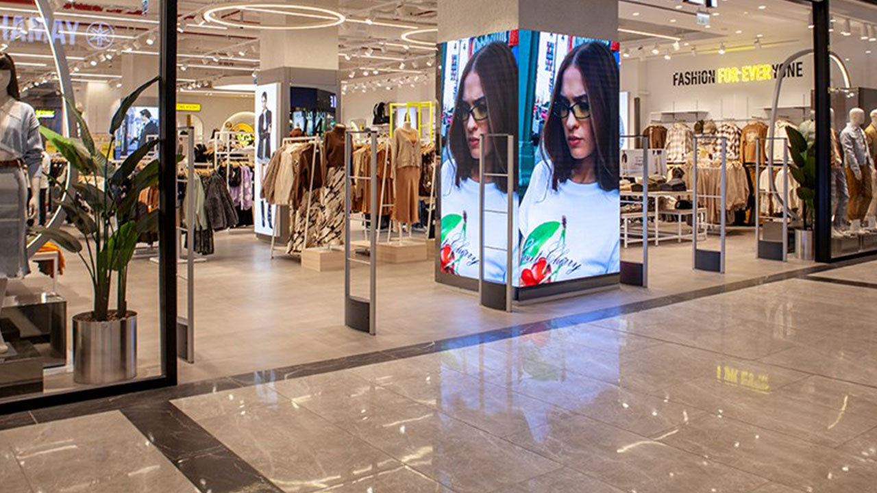 İflas sürecine giren giyim devinden herkesi şaşırtan Türkiye kararı: 2 mağaza daha açacağız