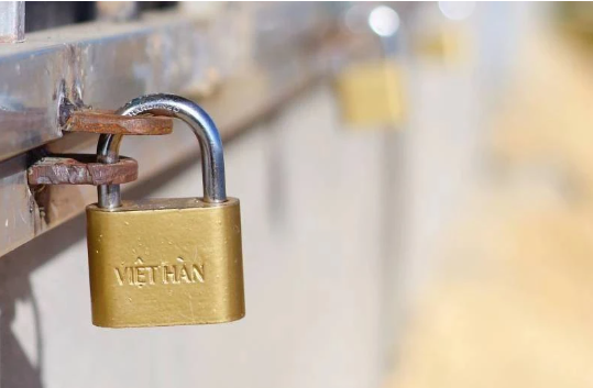 Foto - 'İflasa sürükleniyor, konut projeleri yarım kaldı' denilen inşaat devinden şok açıklama! Batmadık, ayaktayız