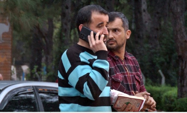Foto - İftar öncesi feci kaza! Sürücü araçtan sadece dua kitabı ile ekmeğini aldı
