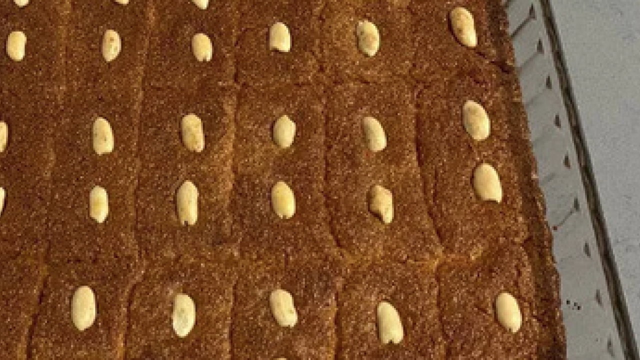 İftar sofranızı ayağa kaldıracak: Şambali tatlısı tarifi! 10 kişilik pratik tatlı...