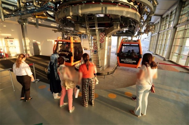 İftara "teleferikle" gidiyorlar