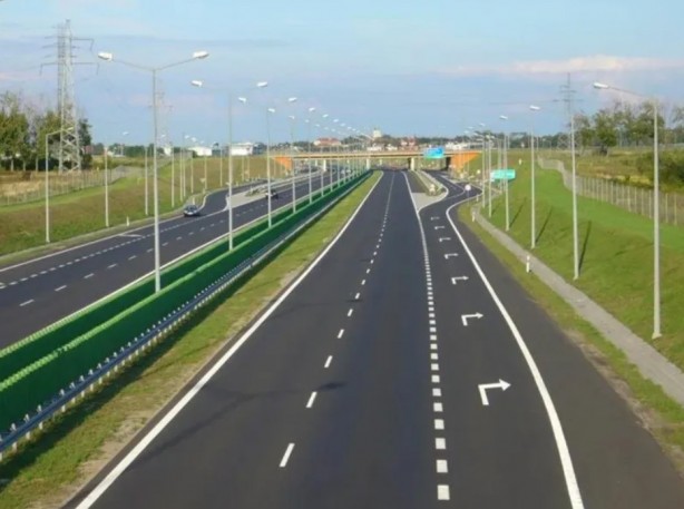 Foto - İftardan önce yemek yemeyi yasakladılar! Daha neler neler var...