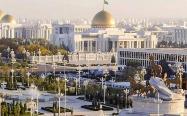 Foto - İftardan önce yemek yemeyi yasakladılar! Daha neler neler var...