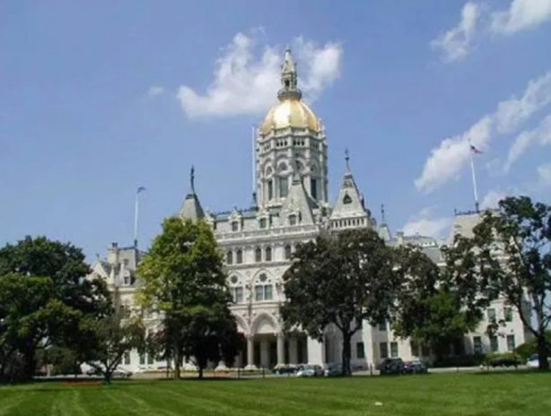 Foto - İftardan önce yemek yemeyi yasakladılar! Daha neler neler var...