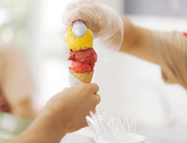 Foto - İftardan önce yemek yemeyi yasakladılar! Daha neler neler var...