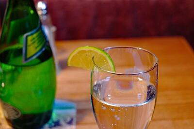 Foto - İftardan sonra soda, maden suyu içmenin faydası veya zararı var mıdır?