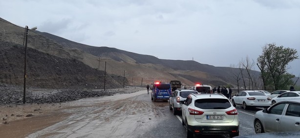 Foto - Iğdır'da heyelan