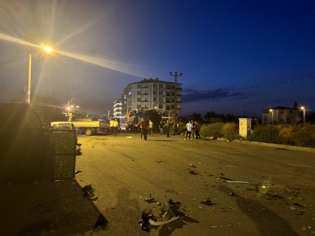 Foto - Iğdır’da zincirleme trafik kazası
