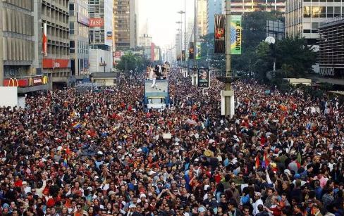 Foto - İğne atsak yere düşmez! O listeye Türkiye’den 1 şehir girdi 