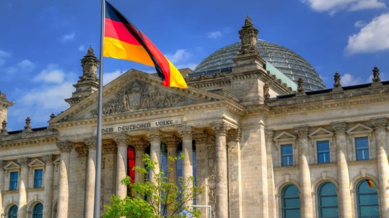 Foto - İHA'lar askeri üsler, kışlalar, stratejik noktalar üzerinde uçuş yapmaya başladı! Alarm durumuna geçtiler