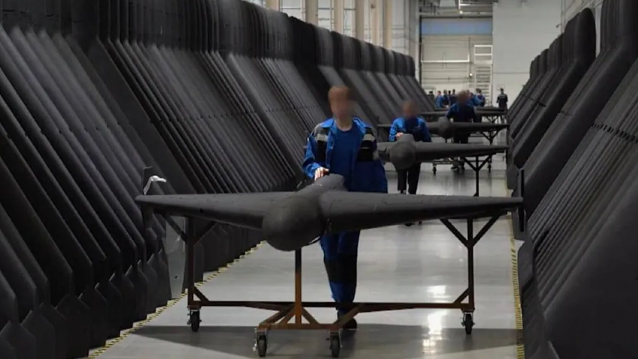 Foto - İHA'lar askeri üsler, kışlalar, stratejik noktalar üzerinde uçuş yapmaya başladı! Alarm durumuna geçtiler