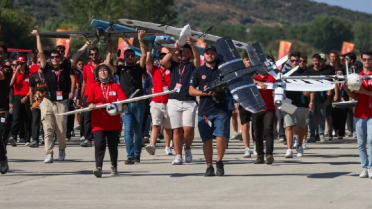 Foto - İHA'lar Gökçeada üzerinde neden uçtu: Haluk Bayraktar açıkladı