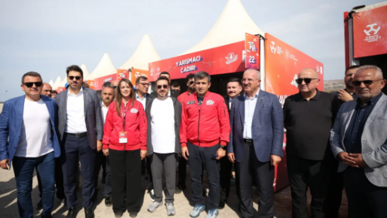 Foto - İHA'lar Gökçeada üzerinde neden uçtu: Haluk Bayraktar açıkladı