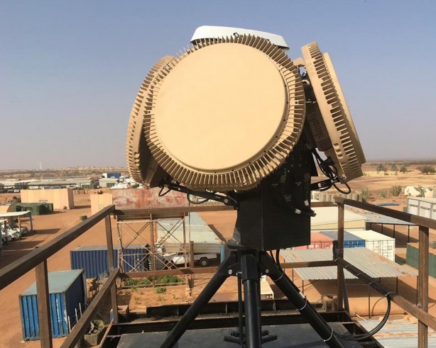 Foto - İHA'ları bitirme planı! Yeni silah tüm dünyaya duyuruldu