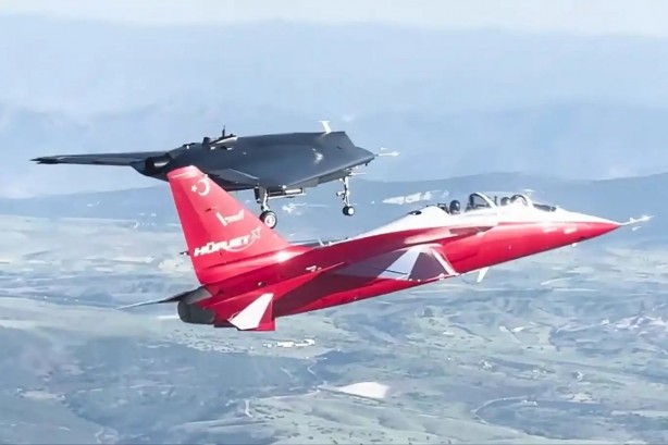 Foto - İHA'ların kritik parçasını vermeyen Kanada, Türkiye'nin kapısını çaldı: Bize o uçağı satar mısınız?