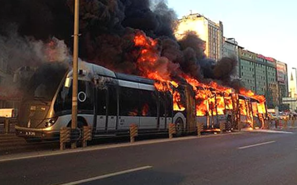 İhaleler Yan’daşa otobüsler ateşe! İBB İstanbul’un parasını duman etti