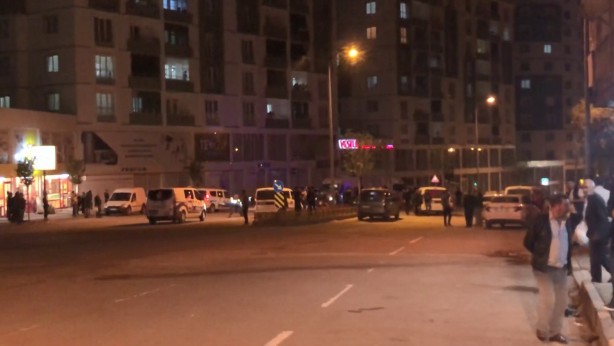 Foto - İhbara giden polisi boynundan bıçakladı!