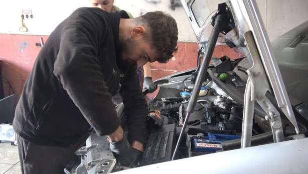 Foto - İhmal edilen periyodik bakım pahalıya patladı! 3 bin TL’lik bakımdan kaçtı, 80 bin TL’ye motor yaptırdı