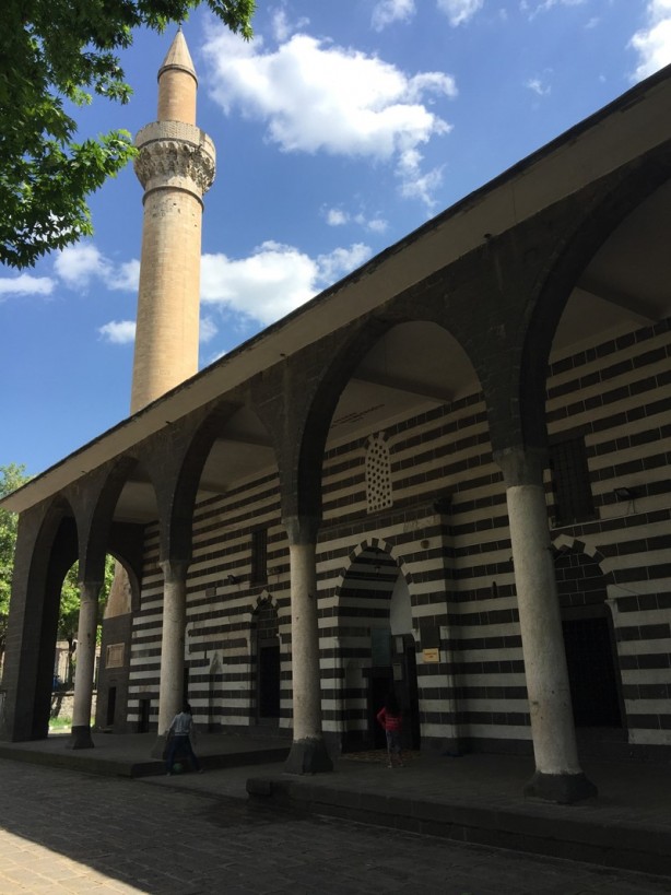 Foto - İhtişamıyla göz dolduruyor: İskender Paşa Camii