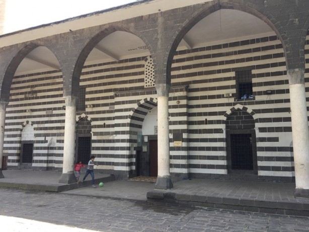 Foto - İhtişamıyla göz dolduruyor: İskender Paşa Camii
