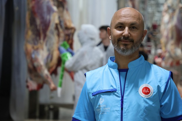 İhtiyaç sahibi aileler için kurbanlıkların kesimine başlandı