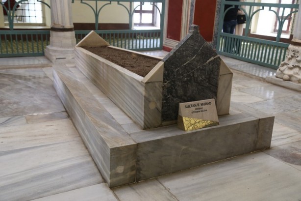 Foto - II. Murad Türbesi - Bursa