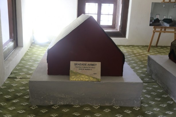 Foto - II. Murad Türbesi - Bursa