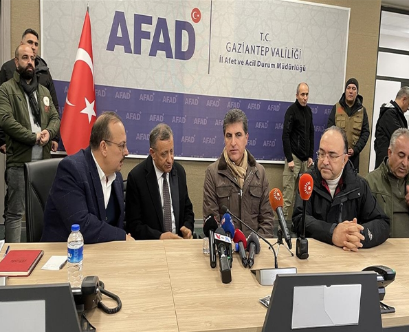 Foto - IKBY'nin deprem bölgesine ziyareti Özdağ'ı kudurttu