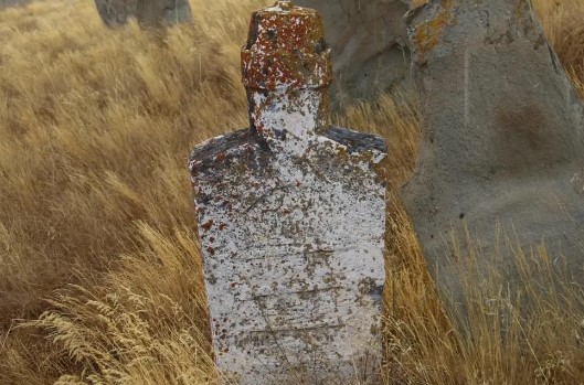 Foto - İki asırlık gizemli mezarlık! Görenler şoke oluyor