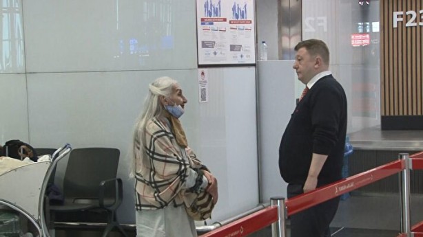 Foto - İki aydır İstanbul Havalimanı'nda yaşıyordu! İranlı akademisyenden haber var