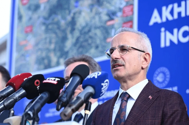 Foto - İki büyükşehir arası 3,5 saate düşüyor: Ulaşımda büyük kolaylık! 