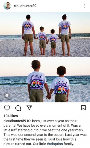 Foto - İki çocuğu evlatlık alıp yıllarca tecavüz ettiler! LGBT sapkınlarının mide bulandıran hikayesi