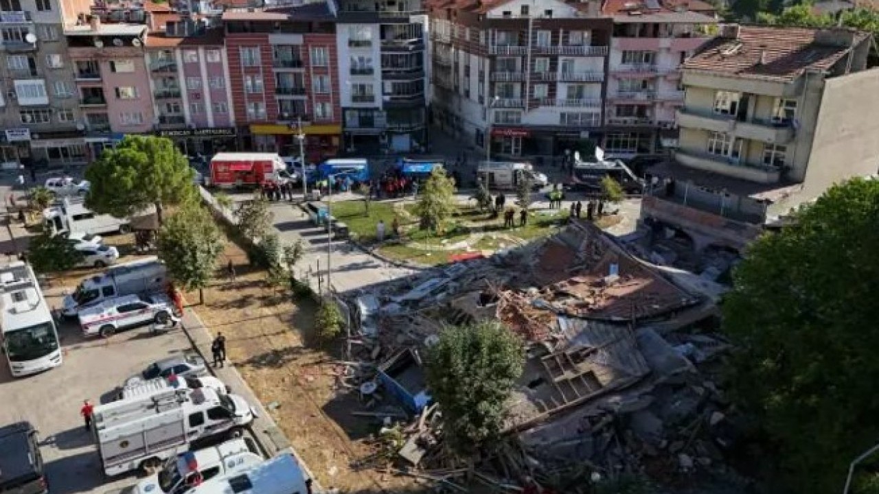 Foto - İki depremi nokta atışı bilmişti: Yeni depremin olacağı yeri açıkladı!