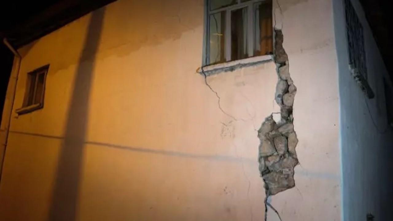 Foto - İki depremi nokta atışı bilmişti: Yeni depremin olacağı yeri açıkladı!