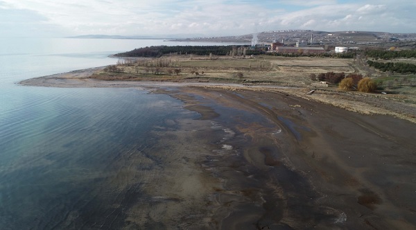 Foto - İki fotoğraf karesindeki fark.... Van Gölü’nün bu hali yürekleri sızlattı