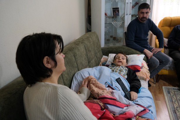 Foto - İki günde iki saldırı! Başıboş köpeklerin saldırdığı küçük çocuk ölümden döndü