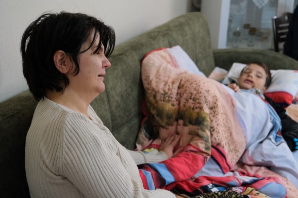 Foto - İki günde iki saldırı! Başıboş köpeklerin saldırdığı küçük çocuk ölümden döndü