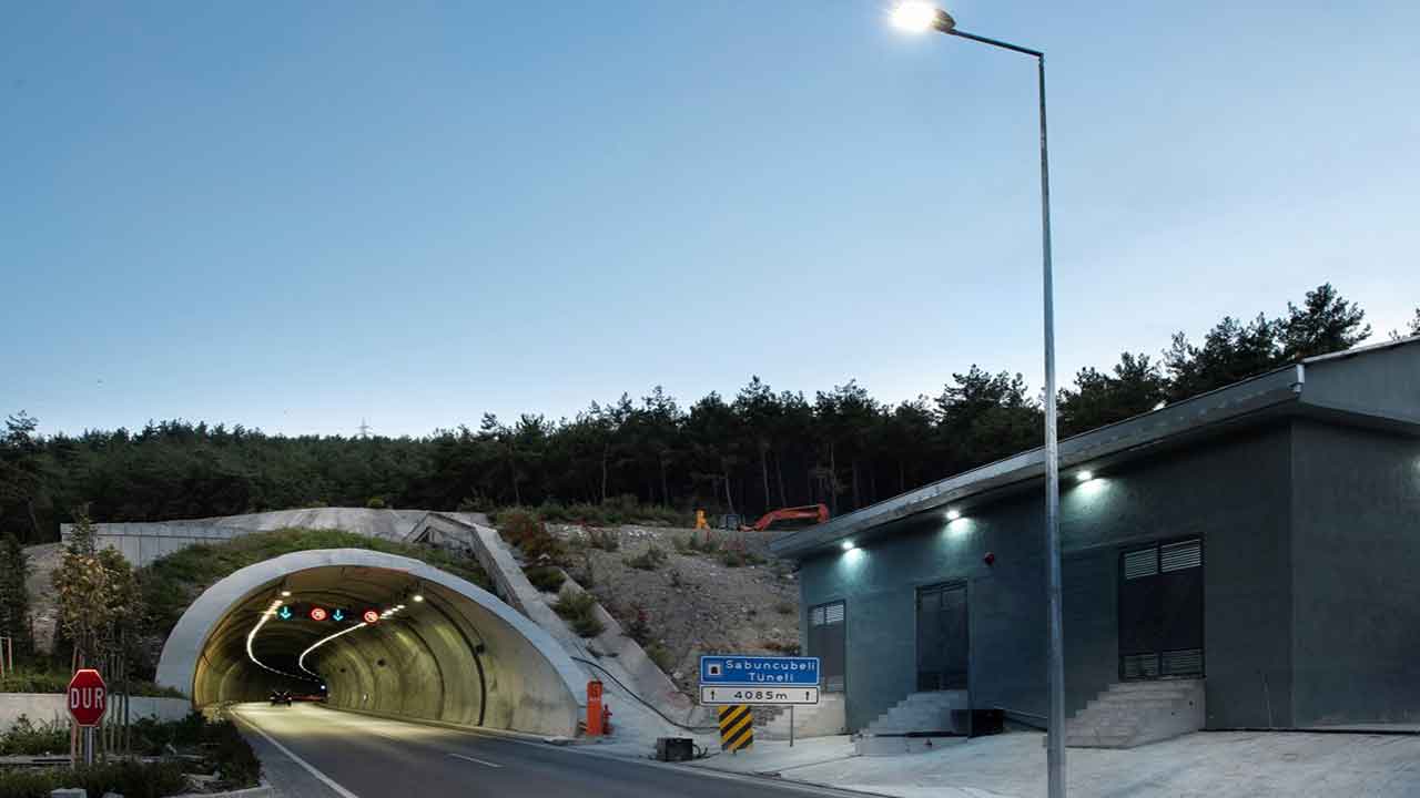 İki kent arasındaki ulaşım süresini 15 dakikaya indiren tünelin yapımında yer almışlardı! Konkordato ilan ettiler