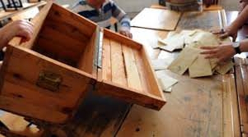 Foto - İki partinin oyları yükselişte, işte son seçim anketi