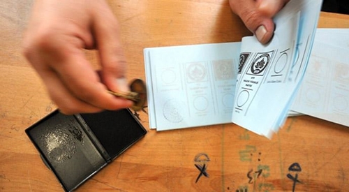 Foto - İki partinin oyları yükselişte, işte son seçim anketi