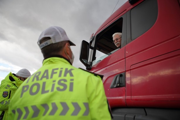Foto - İki şehirde 'zorunlu kış lastiği' uygulaması