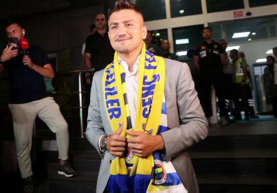 Foto - İki Türk futbolcuları kadrosuna katarak gizlice harekete geçti! Çalışmaları başladı