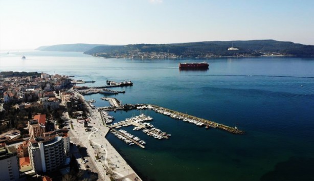 Foto - Türkiye'den doğalgaz isteyen ülke Yunan ile anlaştı! Türk Boğazlarını devre dışı bırakacaklar