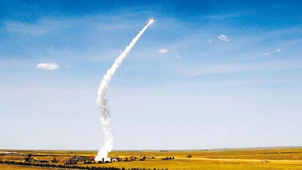 Foto - İki ülke uzlaşamıyor! Nükleer füze sonrası panik oldular… Müdahale çağrısı